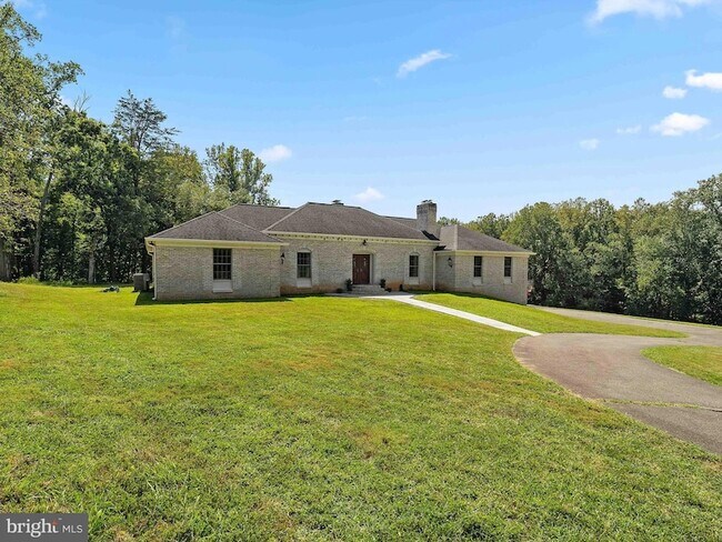 Foto del edificio - 11311 Stuart Mill Rd