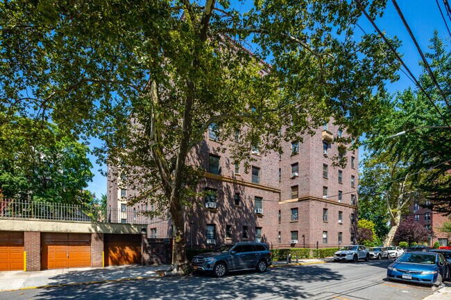 Building Photo - City Lux Living Bay Ridge