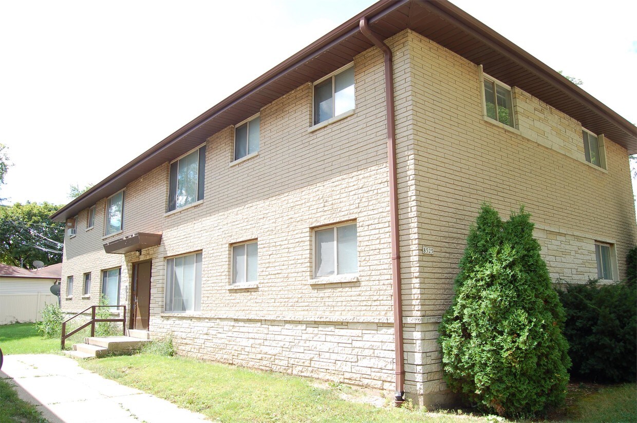 Primary Photo - 8525 W Mill Rd