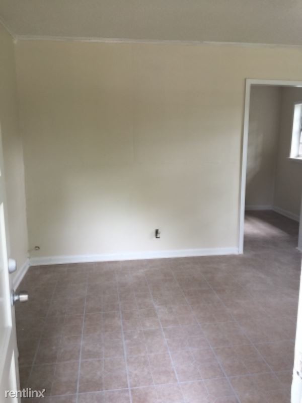 Foto del edificio - 1 br, 1 bath Apartment - 212 N Wyatt st