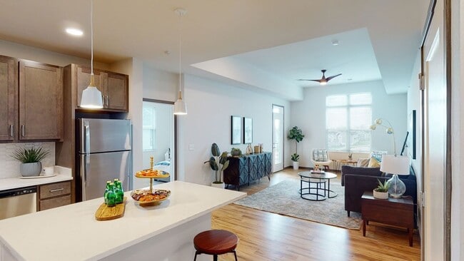 Building Photo - Van Buren East