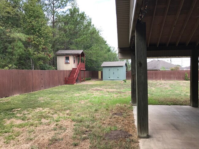 Foto del edificio - 5660 Springfield Cir W