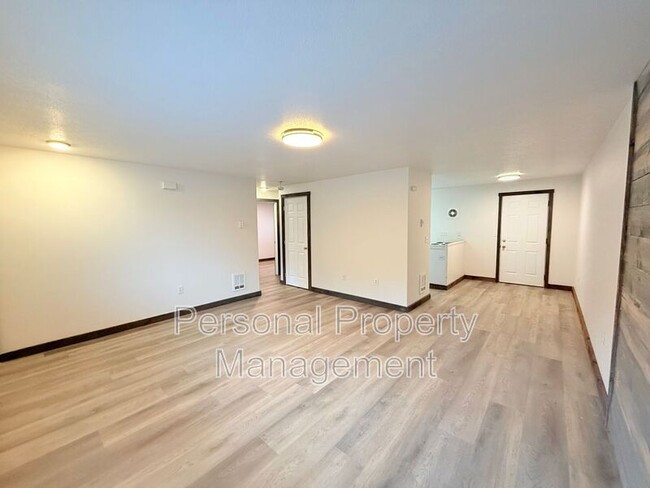 Foto del edificio - 8411 Lieser Ct