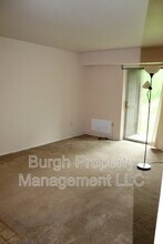 Building Photo - 5091 Sanlin Dr