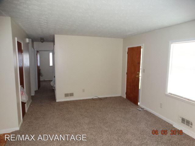 Building Photo - 4 br, 2 bath House - 10256 Foxfire Terrace