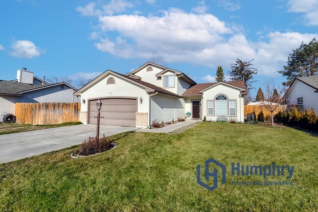 Building Photo - Beautiful home located just minutes from Settler's Park!