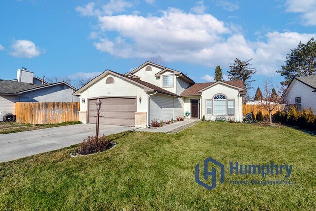 Foto del edificio - Beautiful home located just minutes from Settler's Park!