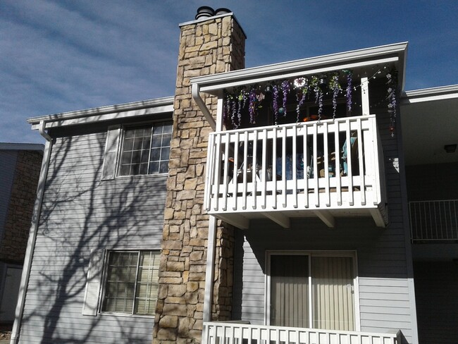 Foto del edificio - 13250 E Jewell Ave