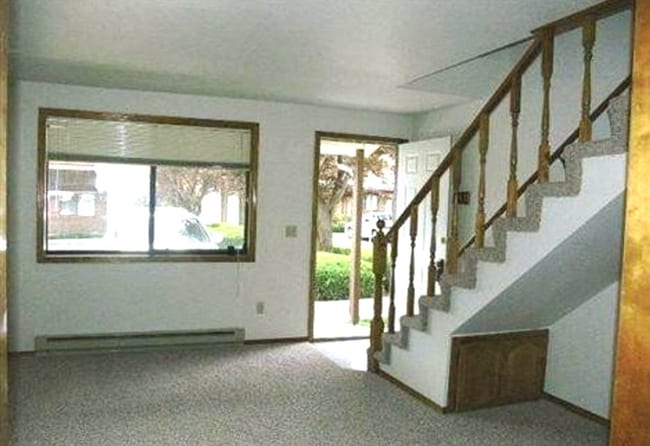 Building Photo - 2926 S Abbs Ln