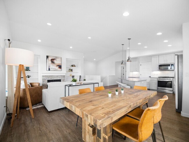 Foto del edificio - 4 bedroom Modern Home at Eagle Ridge Estates