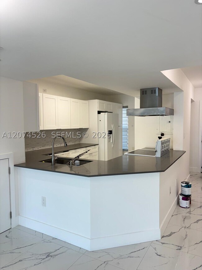 Foto del edificio - 12400 NW 11th Ln