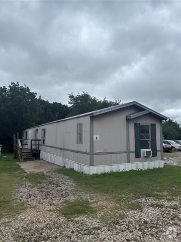 Building Photo - 541 Simmons Dr