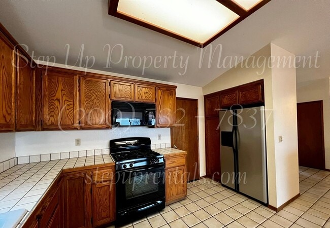 Building Photo - 537 E Bald Mountain Rd