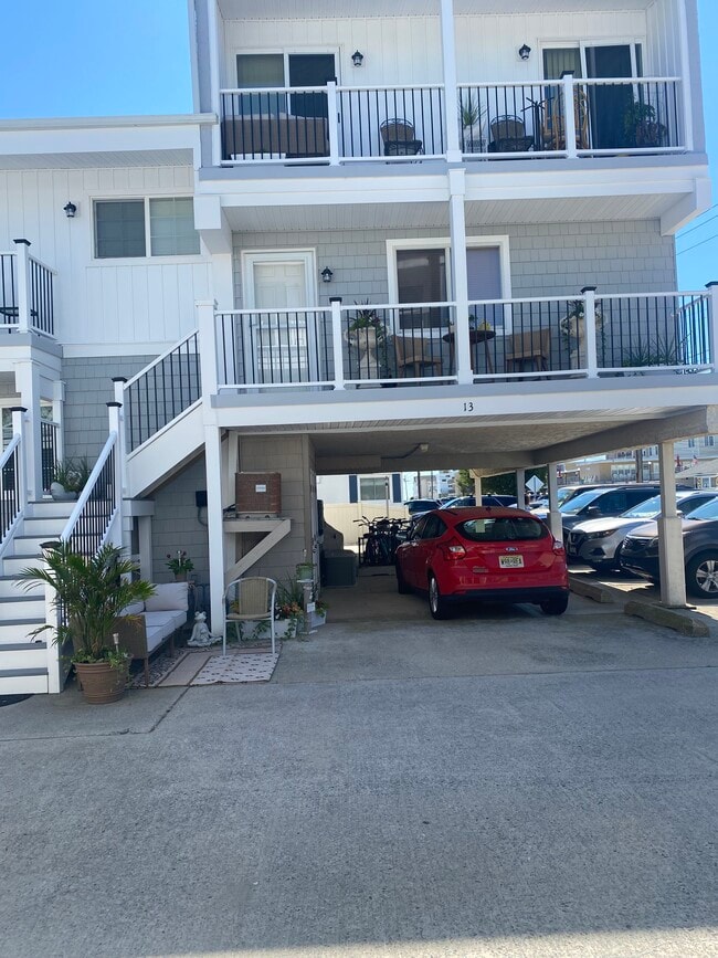 Building Photo - 309 Surf Ave