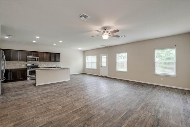 Building Photo - 2908 Tilmon Ln.