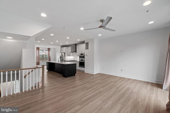 Foto del edificio - 3307 Streamlet Ln