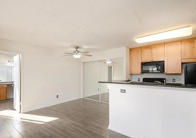 Foto del edificio - 75 S Reynolds St