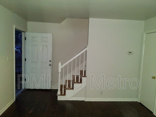 Building Photo - 1114 N Union St