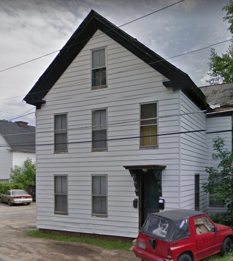 Primary Photo - 28 Coolidge St