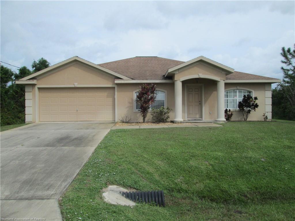274 Bimini St NE, Lake Placid, FL 33852 House Rental in Lake Placid