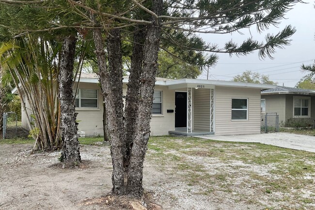 Building Photo - 4621 25Th Ave S