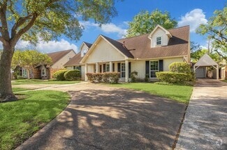 Building Photo - 5731 S Braeswood Blvd