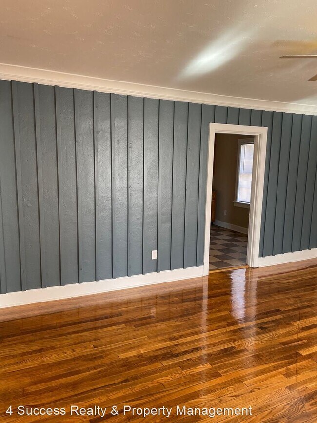 Foto del edificio - 2 br, 1 bath House - 2954 Carrington