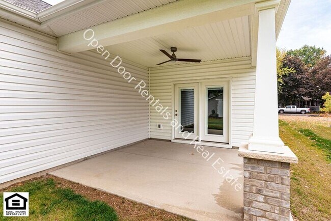 Foto del edificio - 307 Toledo St