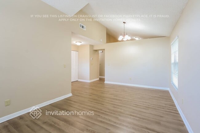 Building Photo - 12838 Coverdale Dr