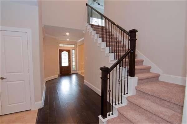 Foto del edificio - 1310 Jamison Pine Dr