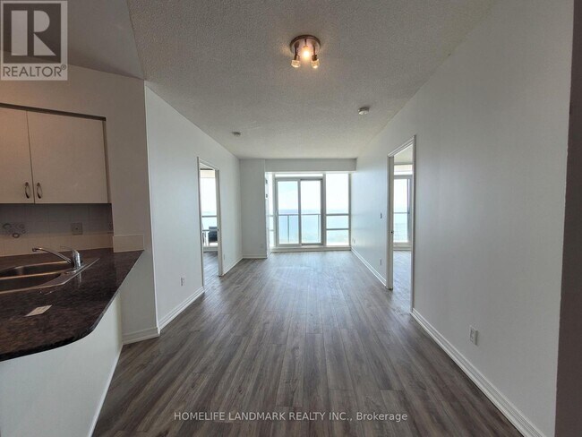 Building Photo - 604-2240-2240 Lake Shore Blvd W