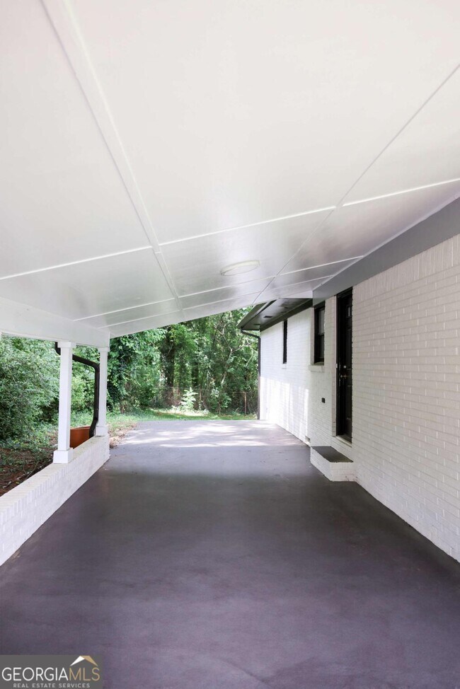 Foto del edificio - 1275 Calhoun Ave