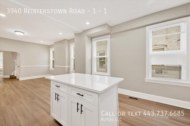 Building Photo - 3940 Reisterstown Rd