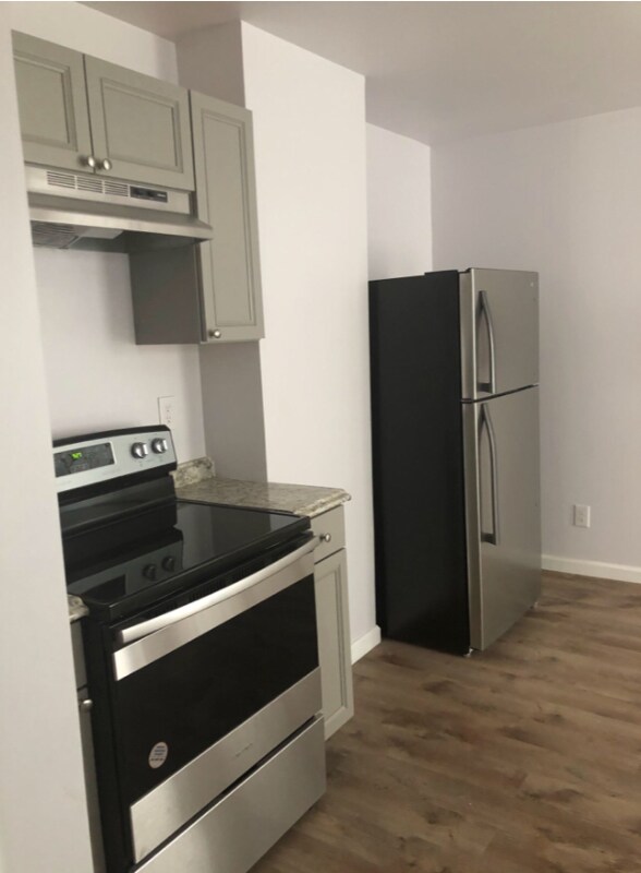 Foto del edificio - 40 Bement Ave