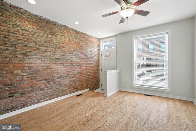 Building Photo - 251 S Robinson St