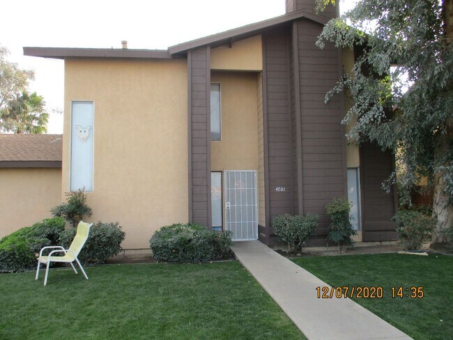 Building Photo - 4701 Country Pl Ln
