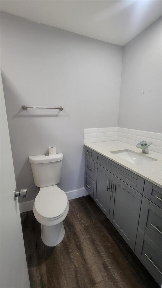 Foto del edificio - 9520 W Daffodil Ln