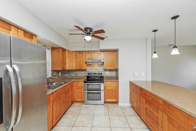 Building Photo - 5773 56th Terrace N