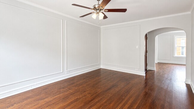 Foto del edificio - 6418 N Newgard Ave