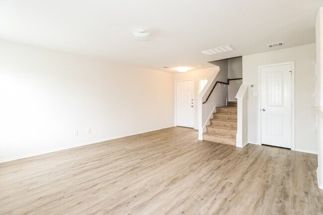 Foto del edificio - 2847 Briggs Dr