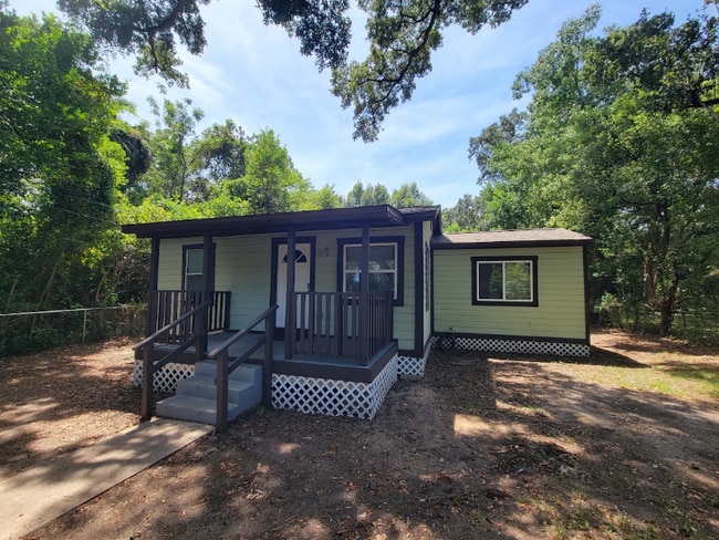 Building Photo - 5005 Lynell St