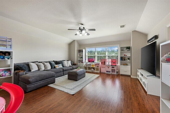 Foto del edificio - 2500 White Stallion Way