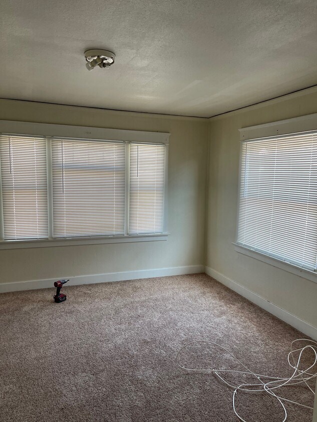 Primary Photo - 507 N Virginia Ct