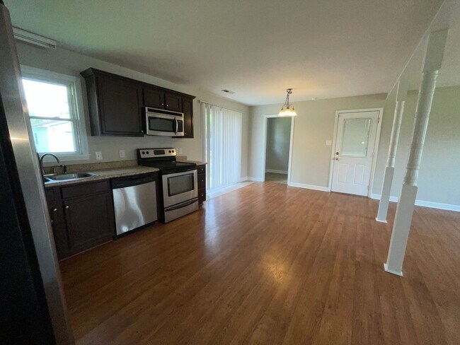 Foto del edificio - 473 Potts Rd