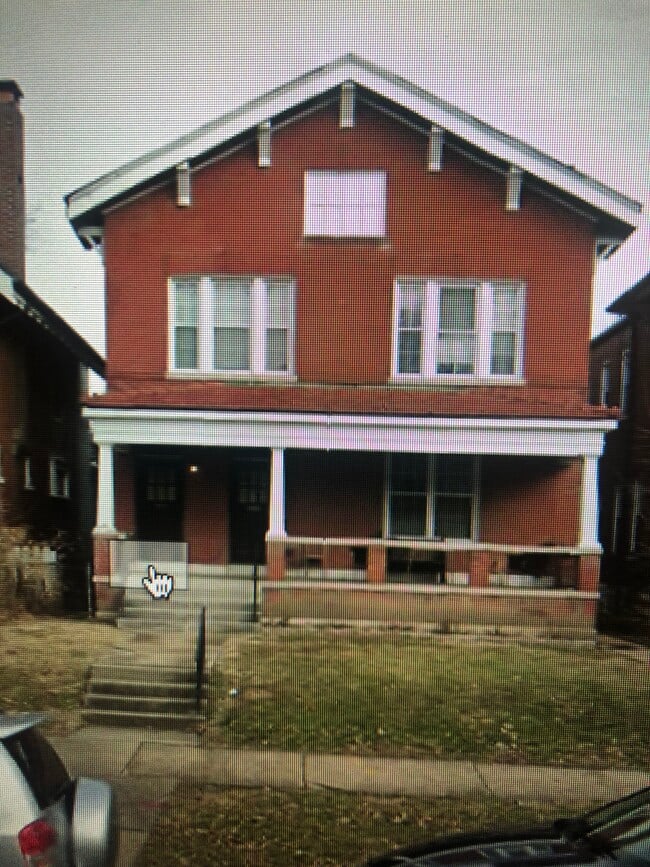 Front - 6123 Waterman Blvd