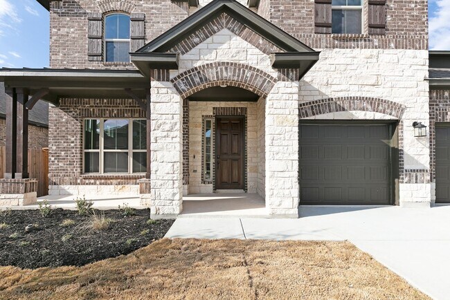 Foto del edificio - Brand New Executive Home located Far North...