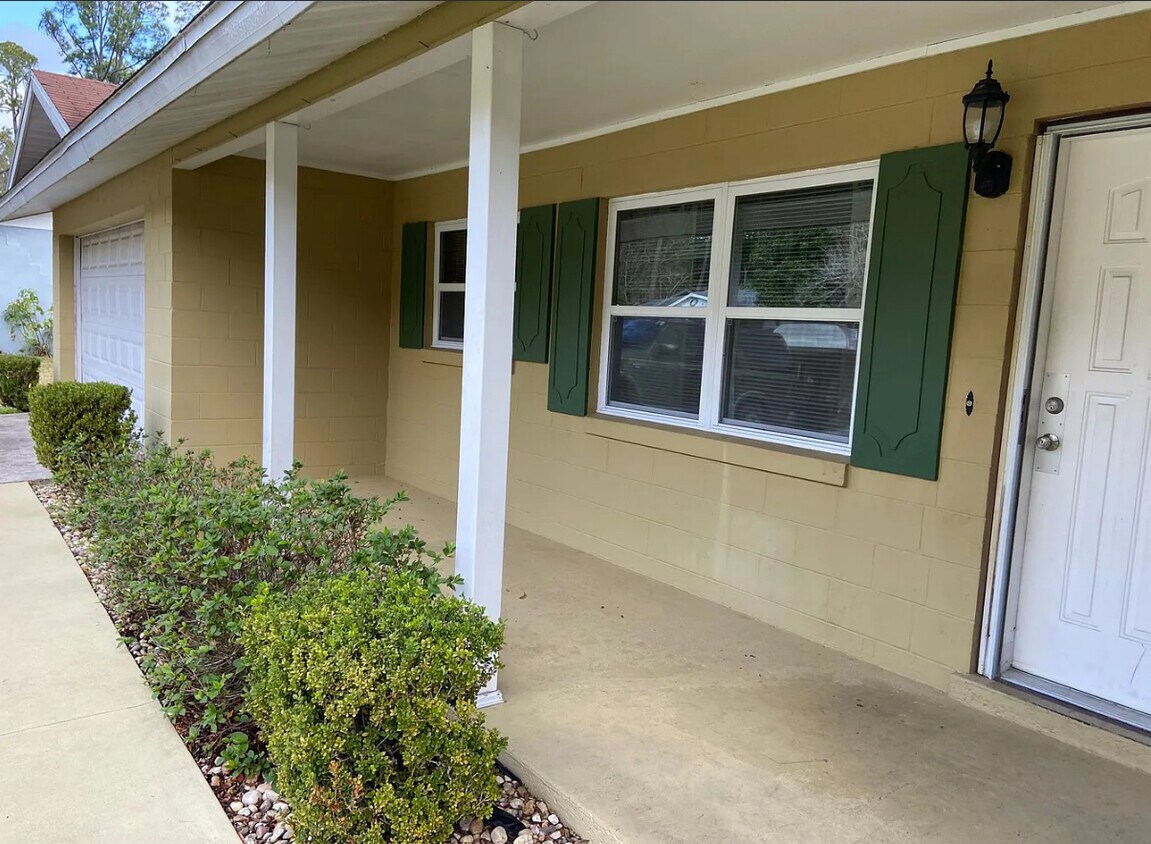 Foto principal - 1605 NE 17th Ave