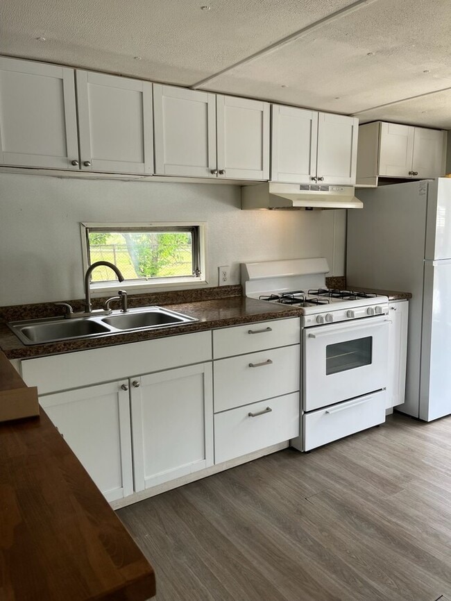 Building Photo - mobile home