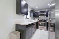 2241 NW 50th St