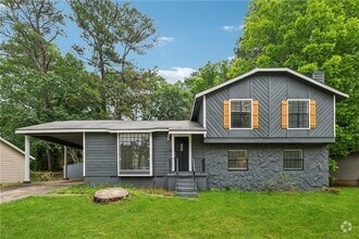 Building Photo - 9176 Greenwood Dr